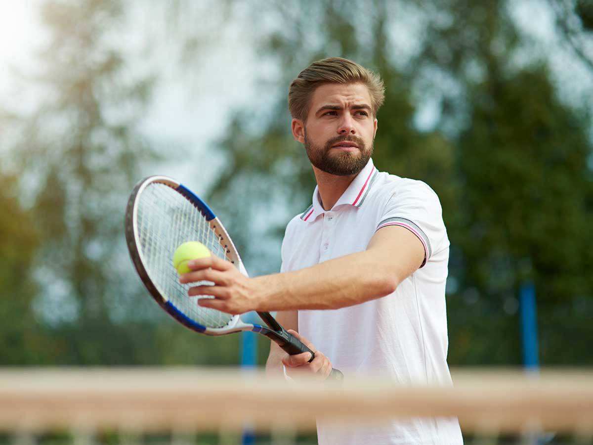 ozonoterapia a milano per curare il gomito del tennista